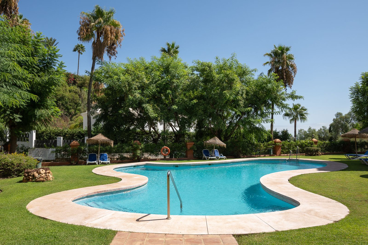 114e4d27e3d1b326ffc277a344f0a963 - 2