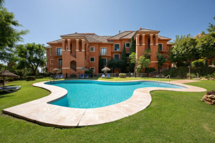 114e4d27e3d1b326ffc277a344f0a963 - 27