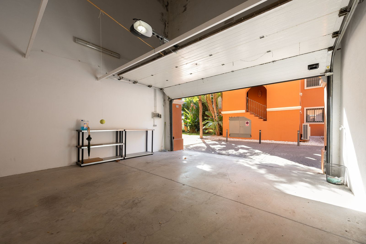 114e4d27e3d1b326ffc277a344f0a963 - 35