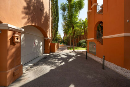 114e4d27e3d1b326ffc277a344f0a963 - 37