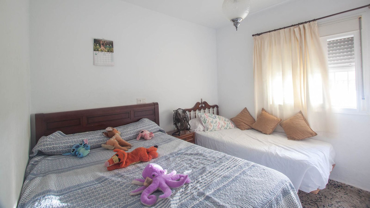 11fdae588c259c25a7d5867881e3af7f - 12