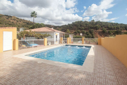 11fdae588c259c25a7d5867881e3af7f - 26