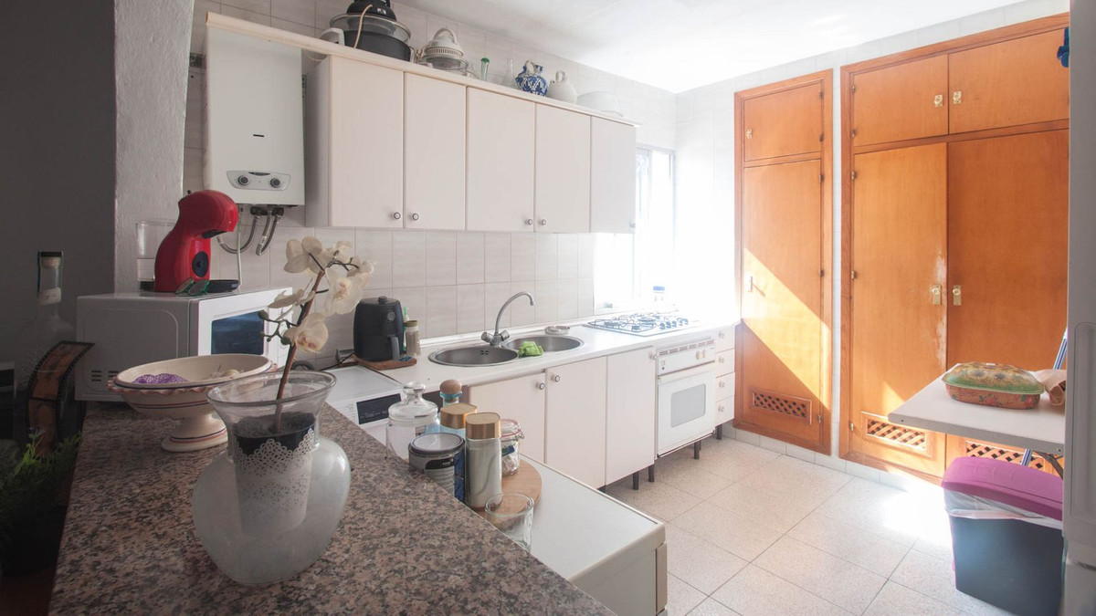 11fdae588c259c25a7d5867881e3af7f - 9