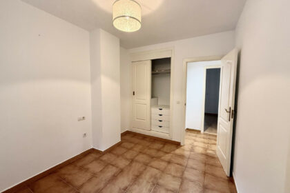 1300b8fbf5e1a5d45d5de415d3e40421 - 10