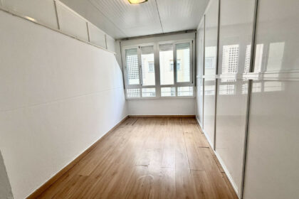 1300b8fbf5e1a5d45d5de415d3e40421 - 14