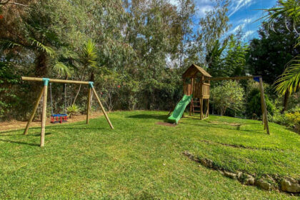 1300b8fbf5e1a5d45d5de415d3e40421 - 18