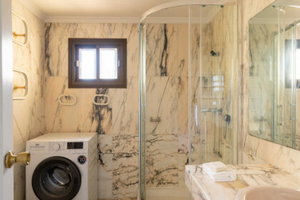 13a15f8944debc2afe7b854709d5366c - 12