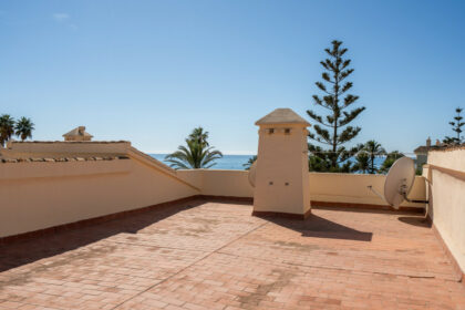 13a15f8944debc2afe7b854709d5366c - 24