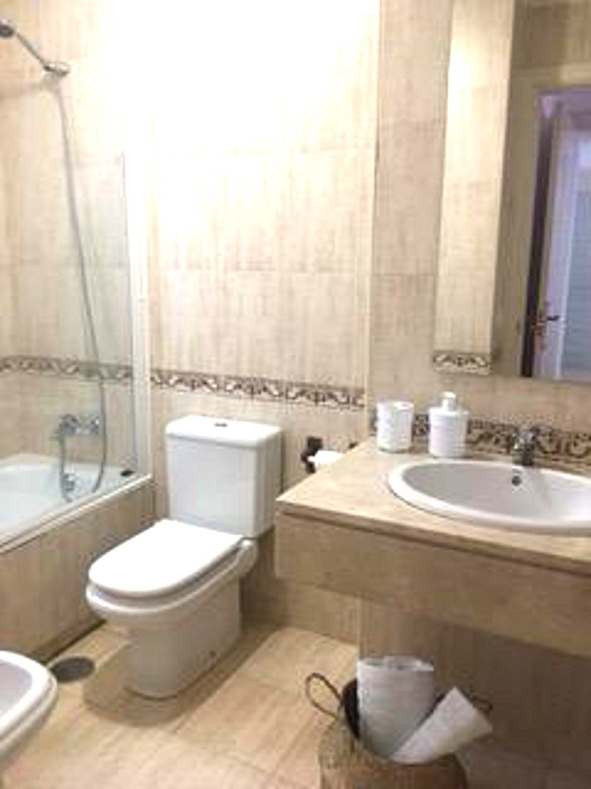 13b07ba9bd8c6a9c2e989253d5ccbcea - 10