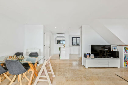 1407e812f2c713b0b973330ff7f4b3e4 - 6