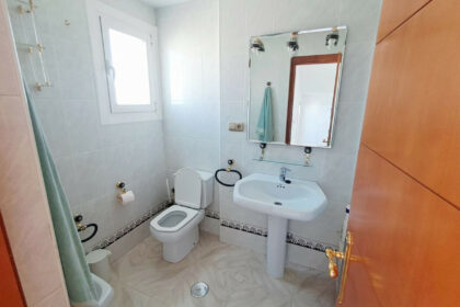 142a6396e1207a7d3059bc3e6918f47c - 21