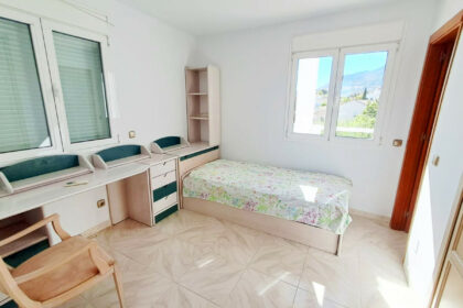 142a6396e1207a7d3059bc3e6918f47c - 28