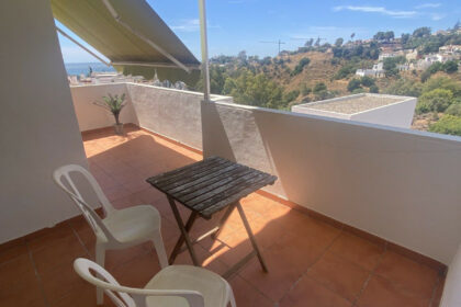 146d2e7b9f8d72f53408d014b420fd9e - 10