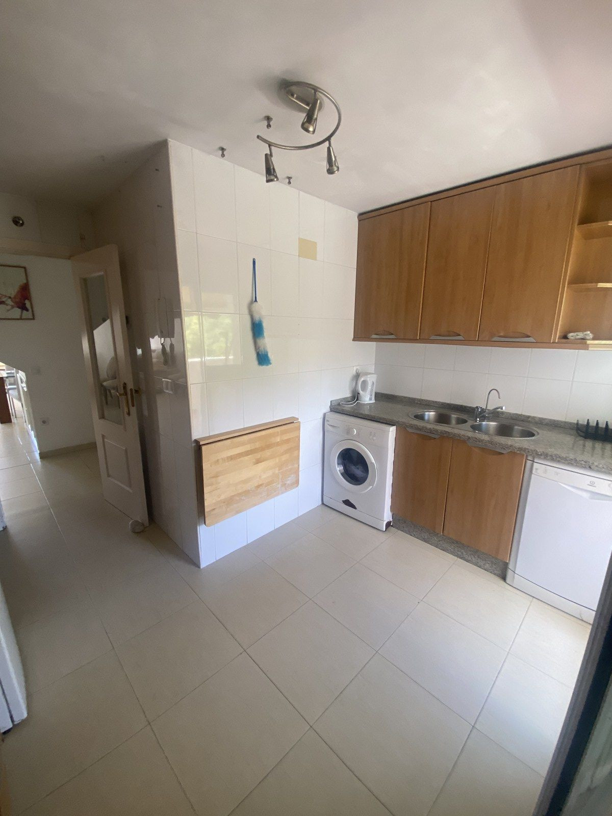 146d2e7b9f8d72f53408d014b420fd9e - 18