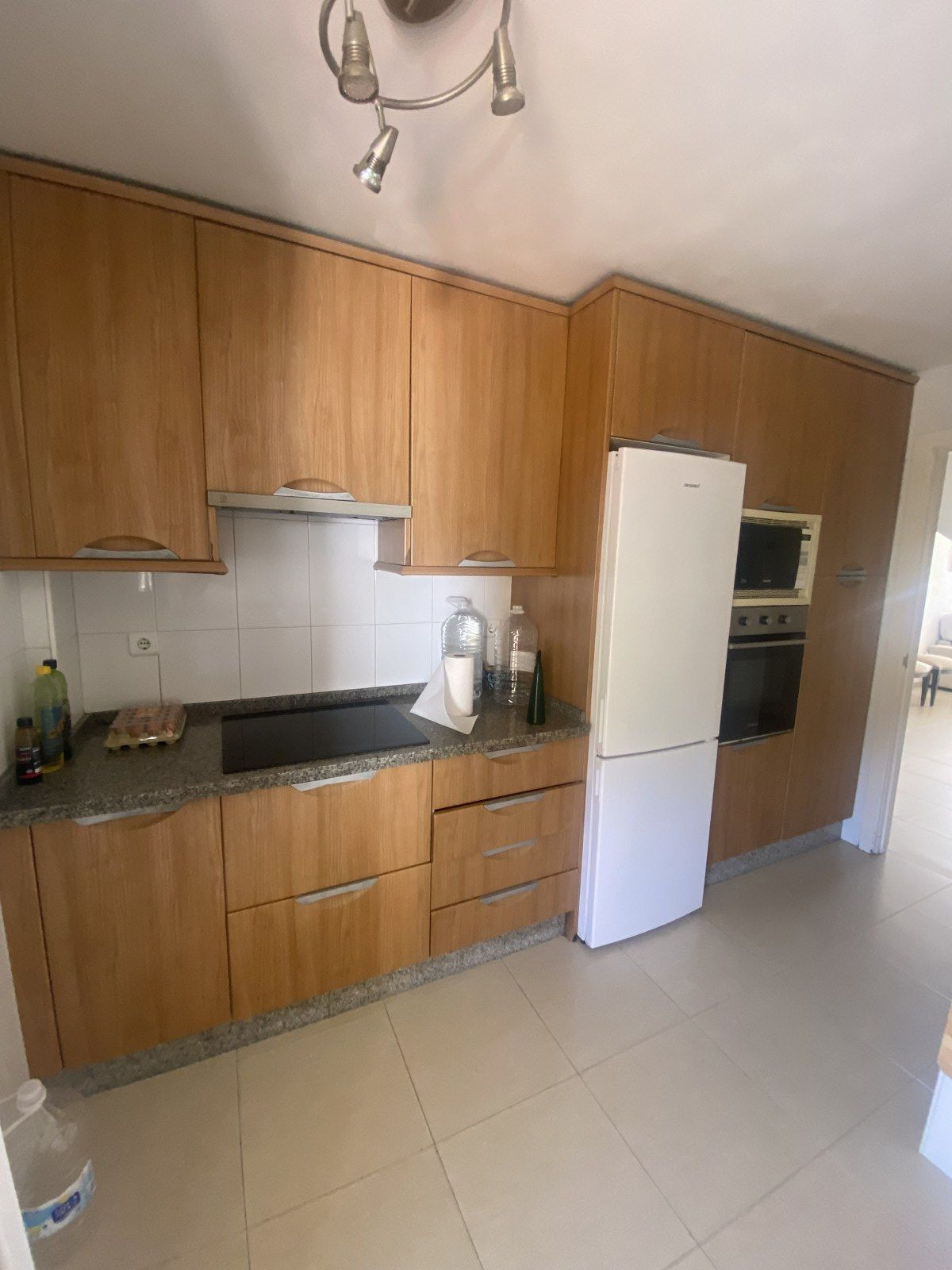 146d2e7b9f8d72f53408d014b420fd9e - 19