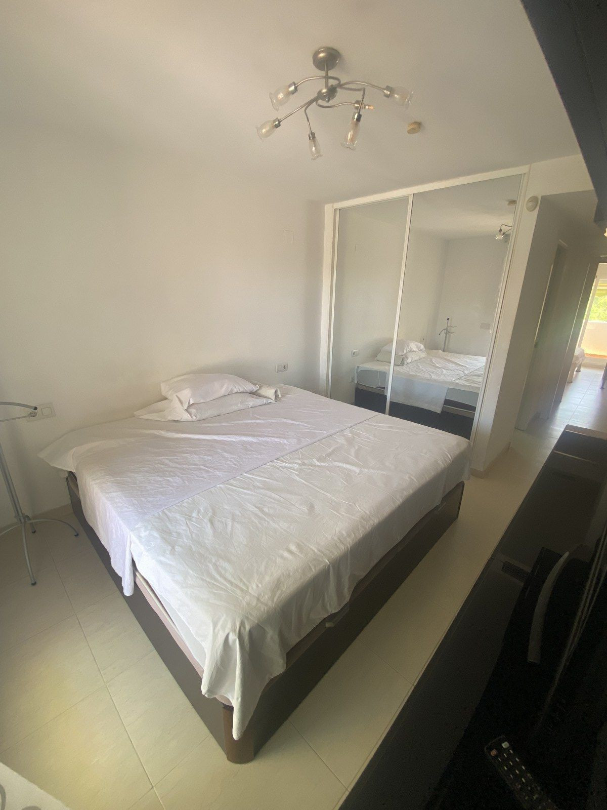 146d2e7b9f8d72f53408d014b420fd9e - 22