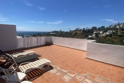 146d2e7b9f8d72f53408d014b420fd9e - 3