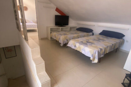 146d2e7b9f8d72f53408d014b420fd9e - 32