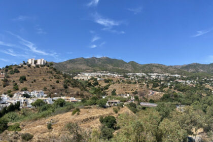 146d2e7b9f8d72f53408d014b420fd9e - 43