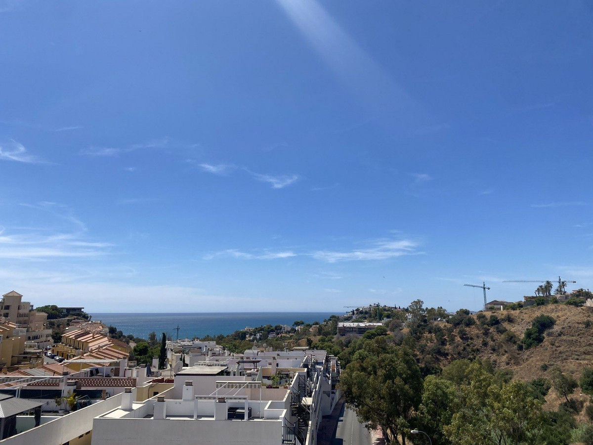 146d2e7b9f8d72f53408d014b420fd9e - 44