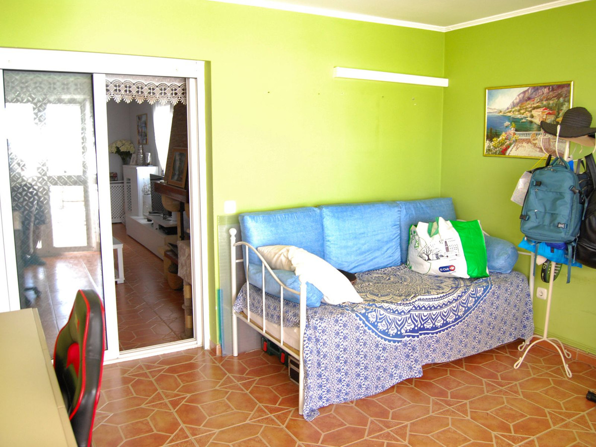 150b5f9e3df5c3f8006f42257aac77a9 - 11