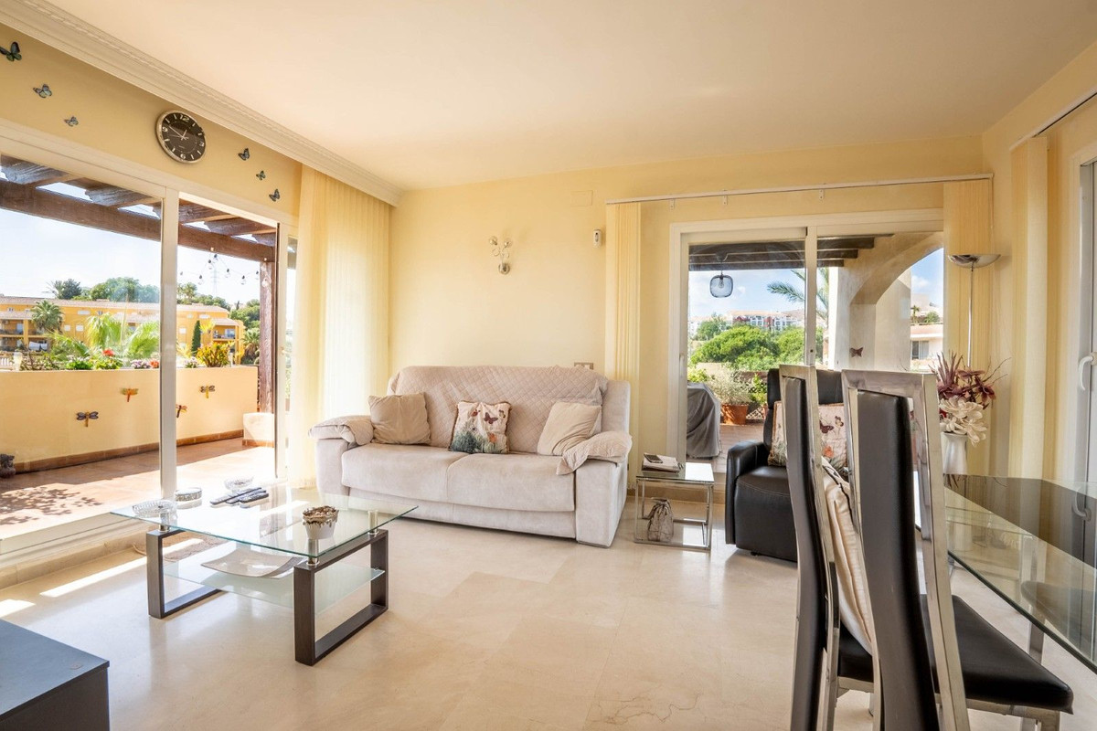 1541311de1a5d9b140cd53af297d9ee8 - 21