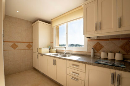 1541311de1a5d9b140cd53af297d9ee8 - 23