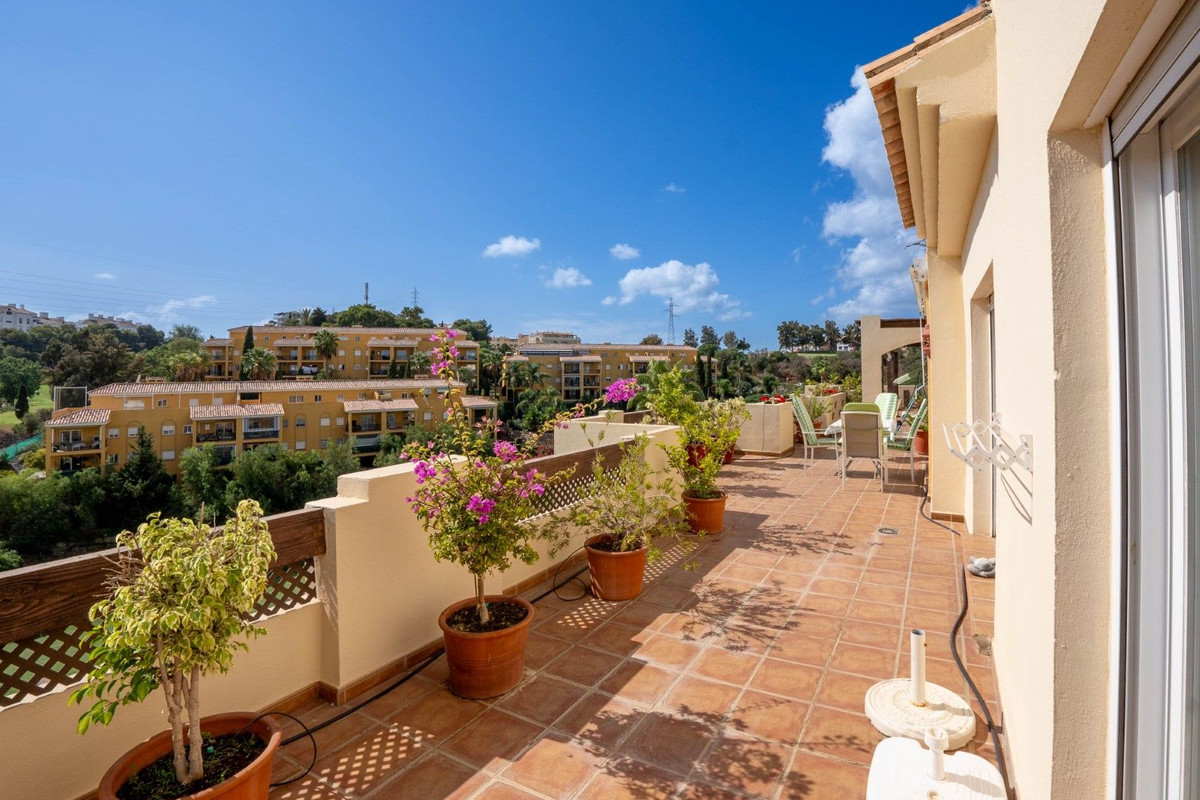 1541311de1a5d9b140cd53af297d9ee8 - 9