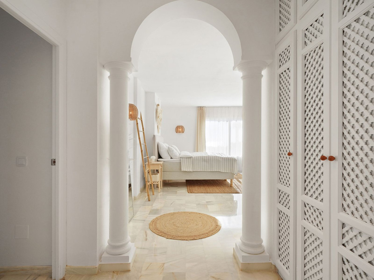 155c02cf5371e7bf17d8c430a91a1831 - 10