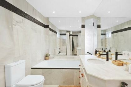 155c02cf5371e7bf17d8c430a91a1831 - 13