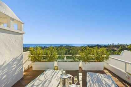 155c02cf5371e7bf17d8c430a91a1831 - 18