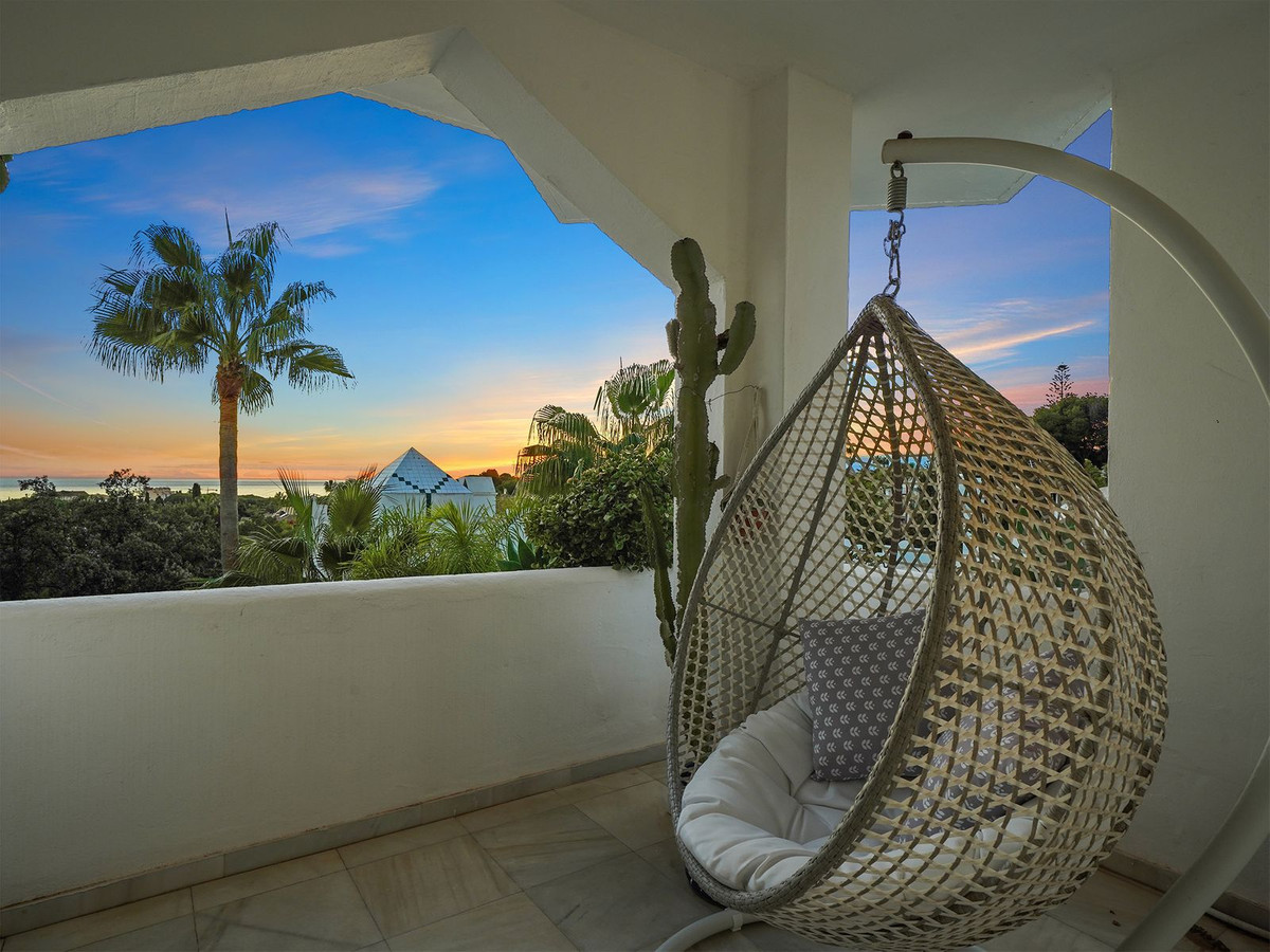 155c02cf5371e7bf17d8c430a91a1831 - 2