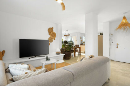 155c02cf5371e7bf17d8c430a91a1831 - 9