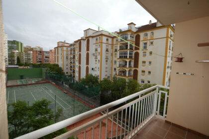 1598f9d9ec66f2b9e0969d6a7a826d6e - 13