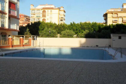 1598f9d9ec66f2b9e0969d6a7a826d6e - 18