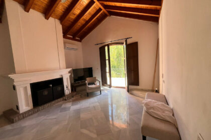 15b915b34c3a676b4d1c3ce0b72079d8 - 10