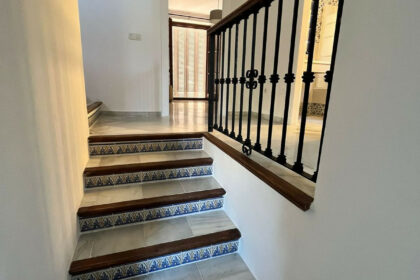 15b915b34c3a676b4d1c3ce0b72079d8 - 25