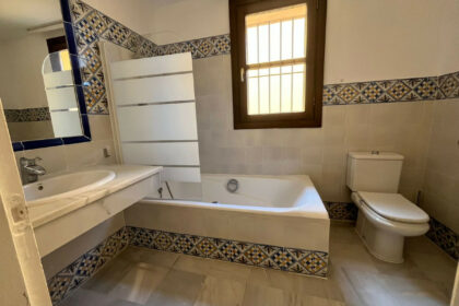 15b915b34c3a676b4d1c3ce0b72079d8 - 27