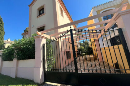 15b915b34c3a676b4d1c3ce0b72079d8 - 31