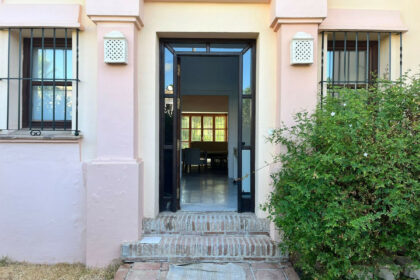 15b915b34c3a676b4d1c3ce0b72079d8 - 35