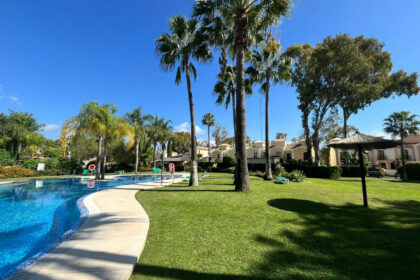 15b915b34c3a676b4d1c3ce0b72079d8 - 38