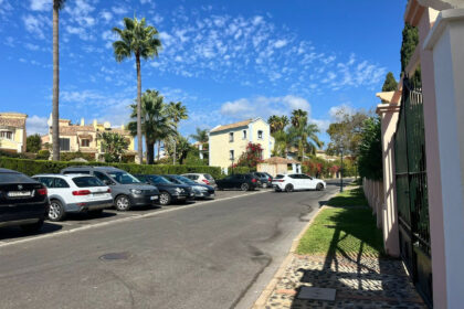 15b915b34c3a676b4d1c3ce0b72079d8 - 42