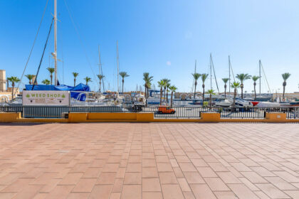 15de666ea675f2934cf5e50db5563180 - 20