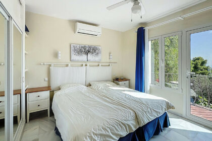 1630d9ae0ca9e089b0988ccb4a4dde00 - 18