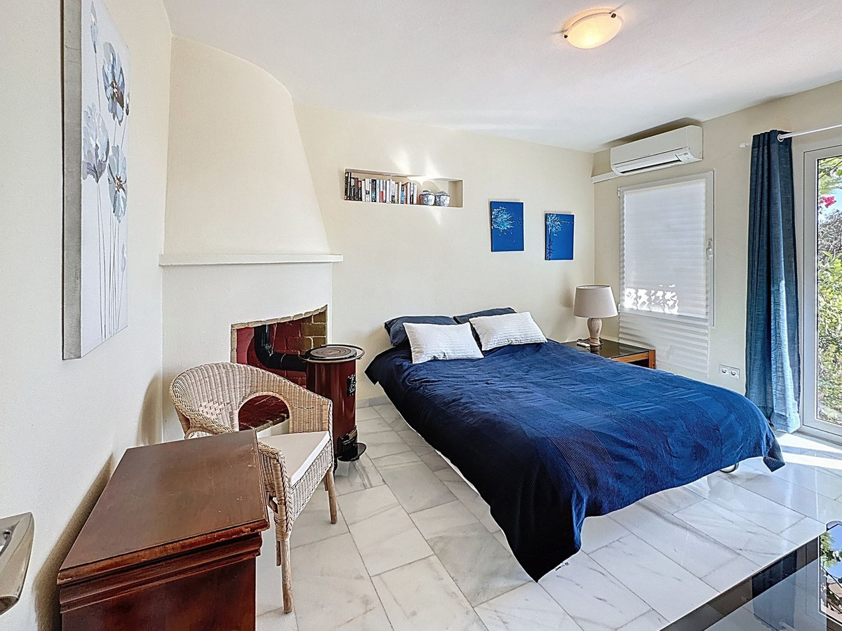 1630d9ae0ca9e089b0988ccb4a4dde00 - 27