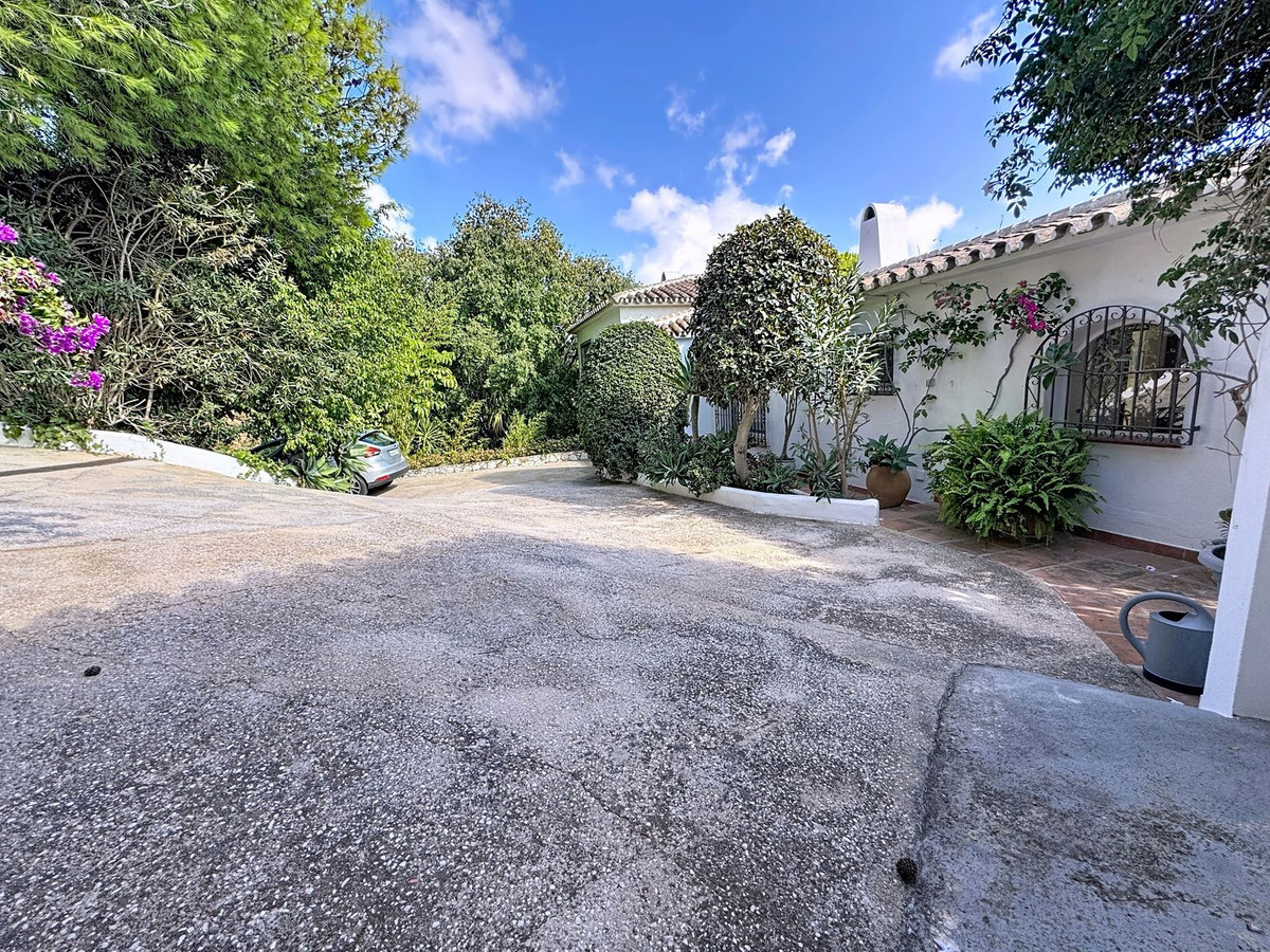 1630d9ae0ca9e089b0988ccb4a4dde00 - 33