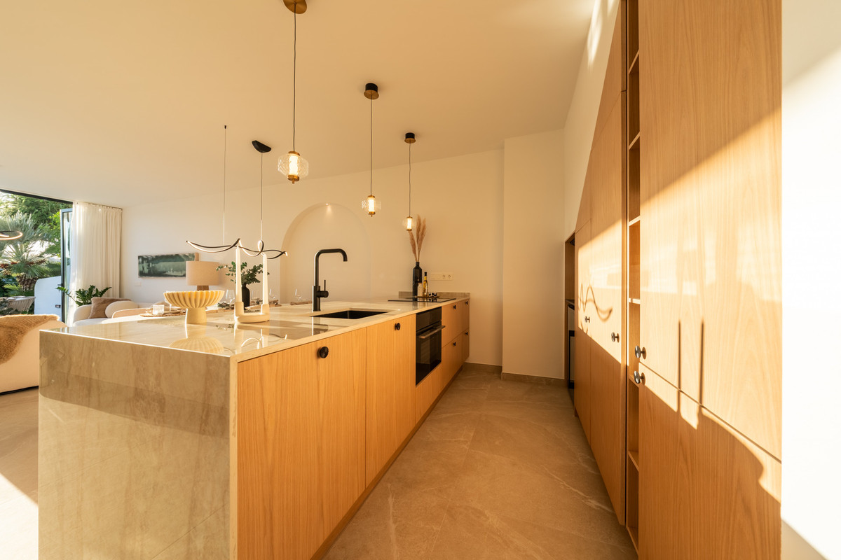 164b1327643997b7b223101a3657f9d4 - 14