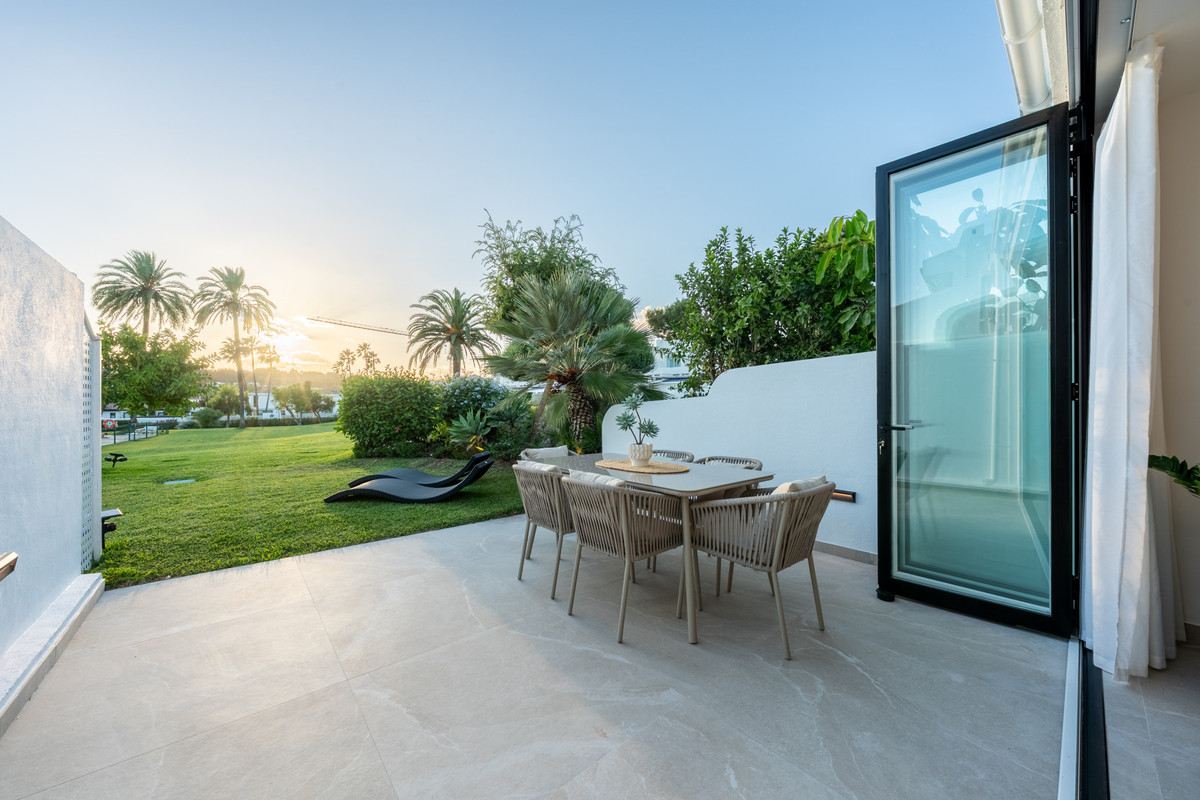 164b1327643997b7b223101a3657f9d4 - 19