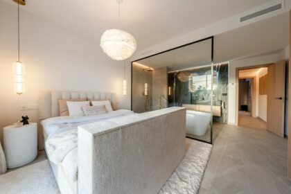 164b1327643997b7b223101a3657f9d4 - 30