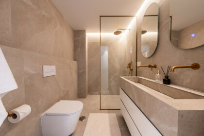 164b1327643997b7b223101a3657f9d4 - 35